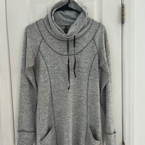 Women’s S Kühl Cowl Neck Long Sweater